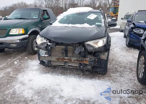 2018 Toyota Rav4 Le from USA, damaged, VIN 2T3BFREV5JW831300